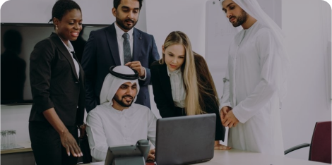 العمل اللائق ونمو الاقتصاد